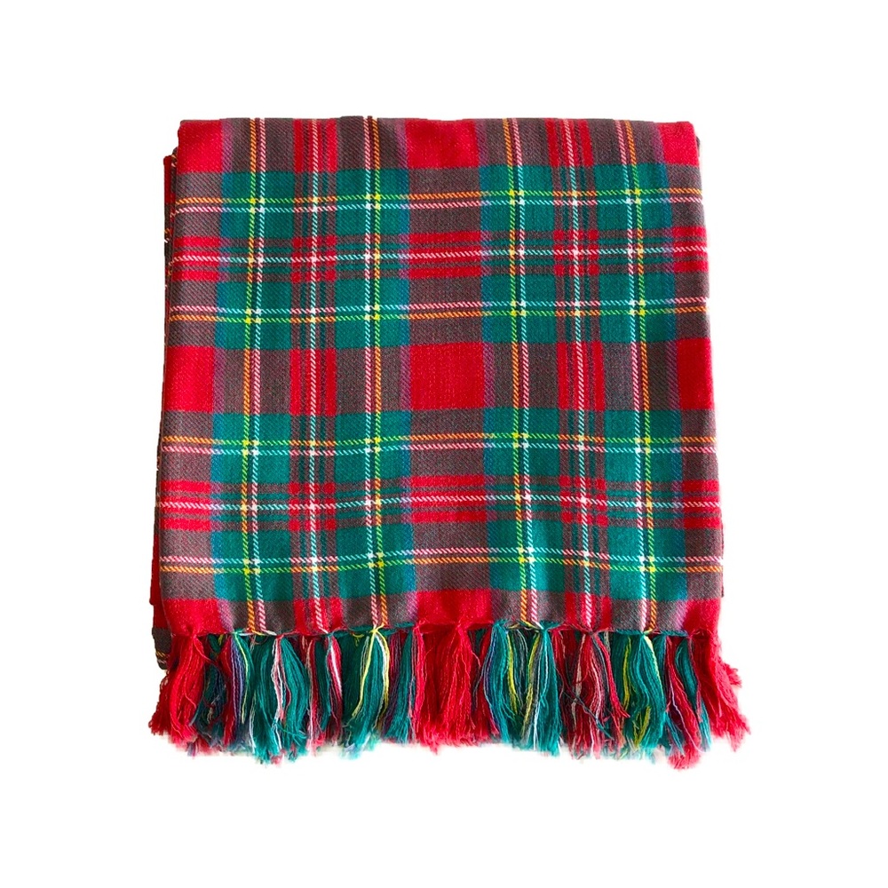 Tartan throw/blanket in cotton-poly mix
